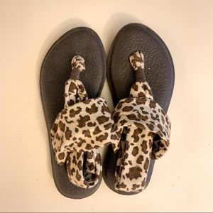 Sanuk Women’s Leopard Yoga Sling Sandal